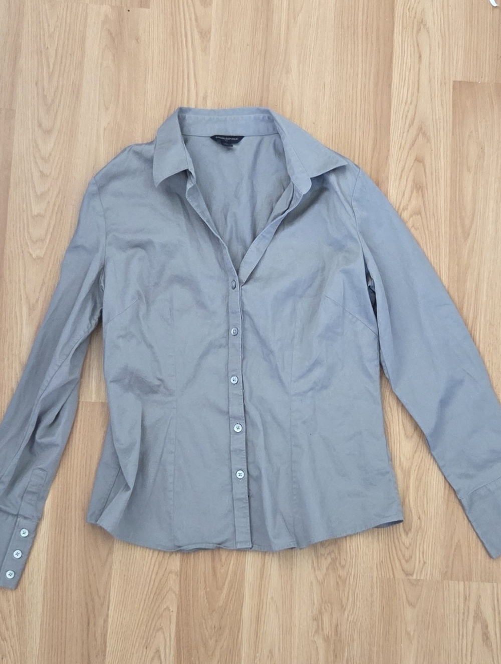 Banana Republic Light Gray Women's Button Shirt